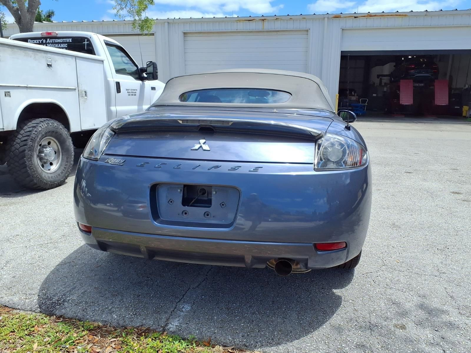 Used 2007 Mitsubishi Eclipse GS image 10
