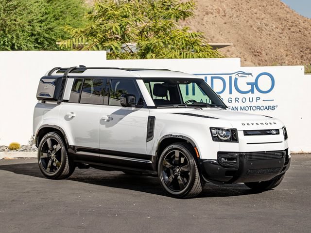 Used 2022 Land Rover Defender 110 X-Dynamic HSE AWD/4WD image 4