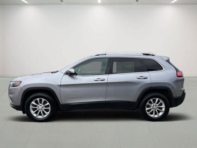 Used 2019 Jeep Cherokee Latitude w/ Popular Appearance Group image 3
