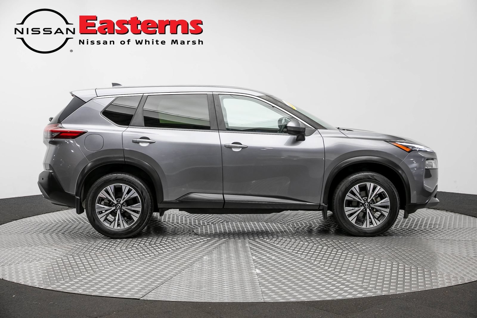 Used 2023 Nissan Rogue SV AWD/4WD image 4