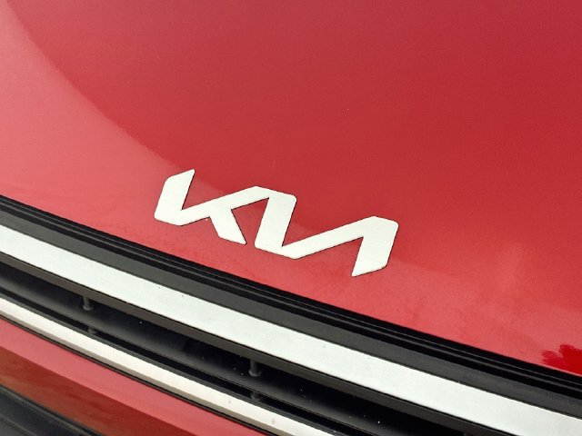Used 2025 Kia K4 FWD image 25