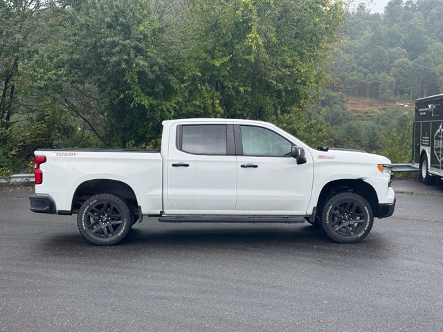 Used 2022 Chevrolet Silverado 1500 LT Trail Boss w/ LT Trail Boss Premium Package AWD/4WD image 8