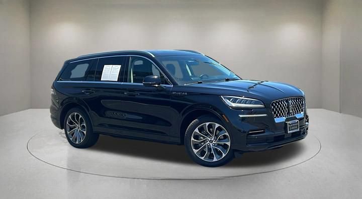Certified 2023 Lincoln Aviator Grand Touring w/ Elements Package Plus AWD/4WD image 1