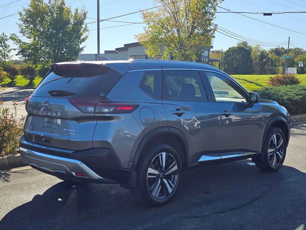 Used 2023 Nissan Rogue Platinum w/ Platinum Premium Package image 5