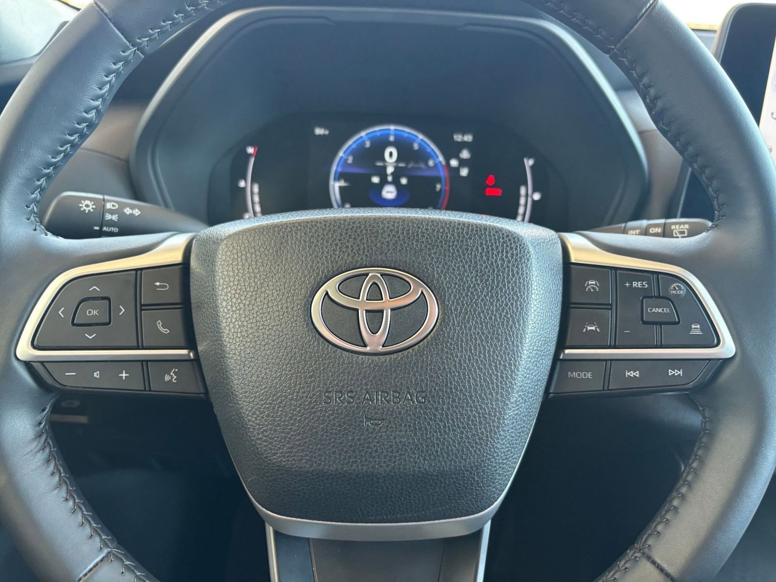 Used 2025 Toyota Grand Highlander FWD image 29