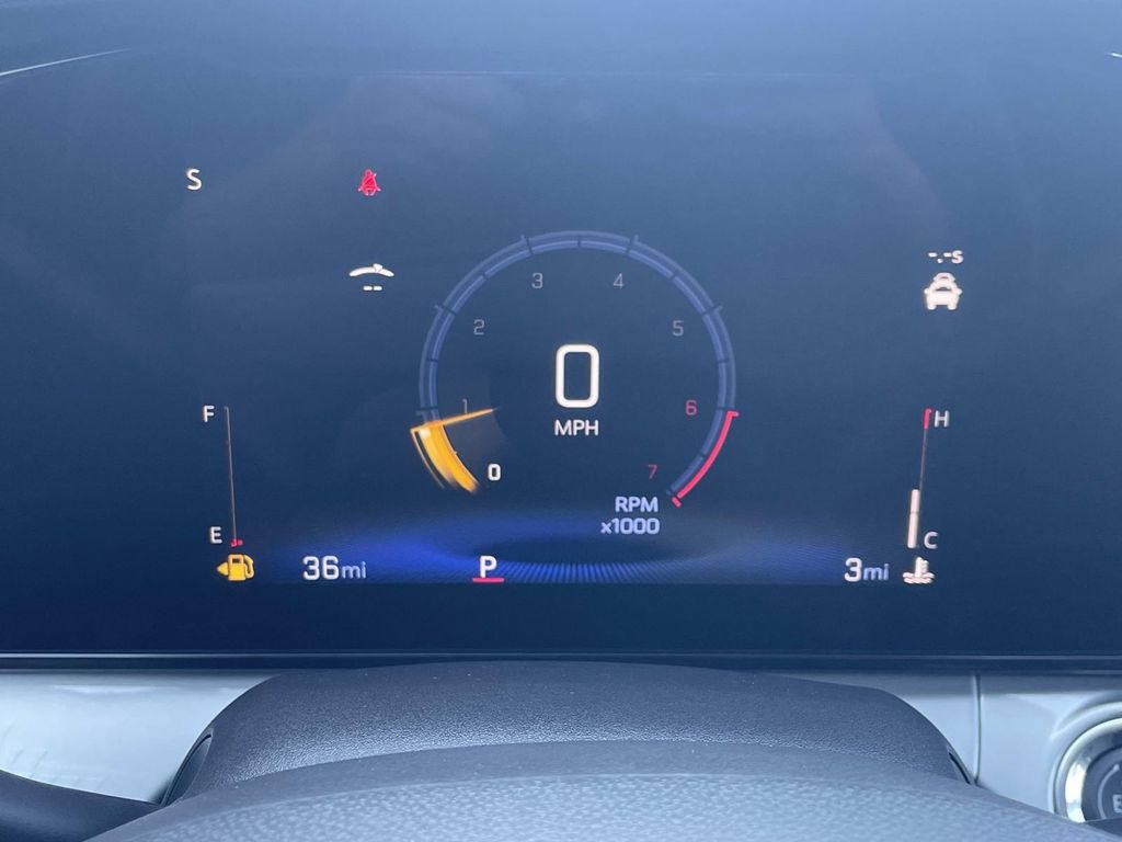 New 2026 Chevrolet Trax LT w/ Driver Confidence Package FWD image 27