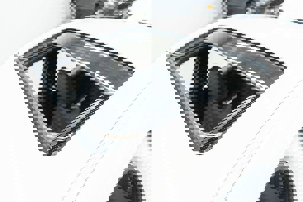 Used 2024 BMW 330i xDrive Sedan w/ Convenience Package image 40