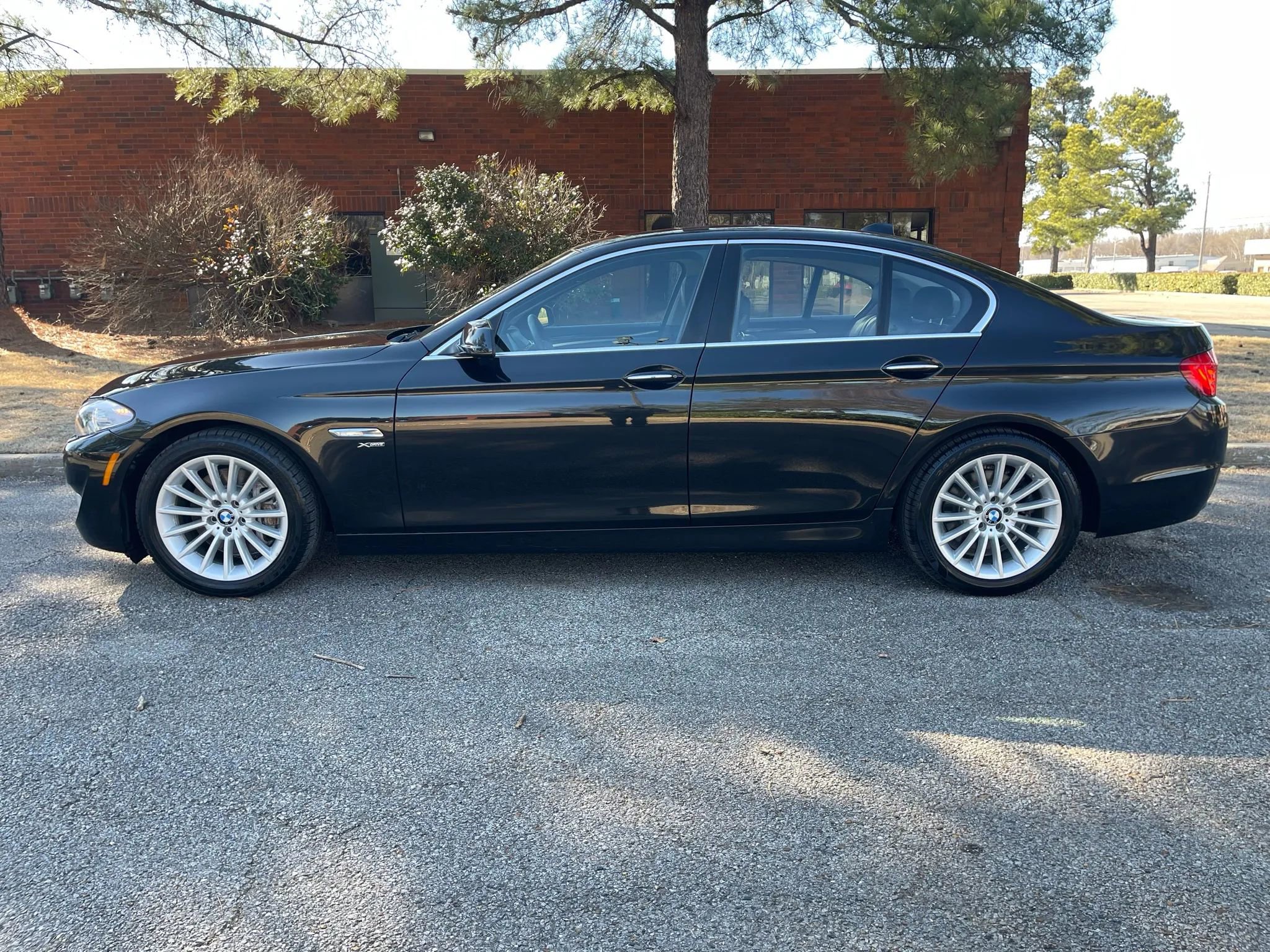 Used 2012 BMW 535i xDrive Sedan image 2