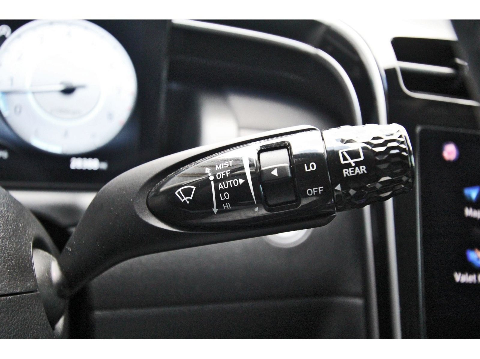Certified 2024 Hyundai Tucson Limited FWD image 20