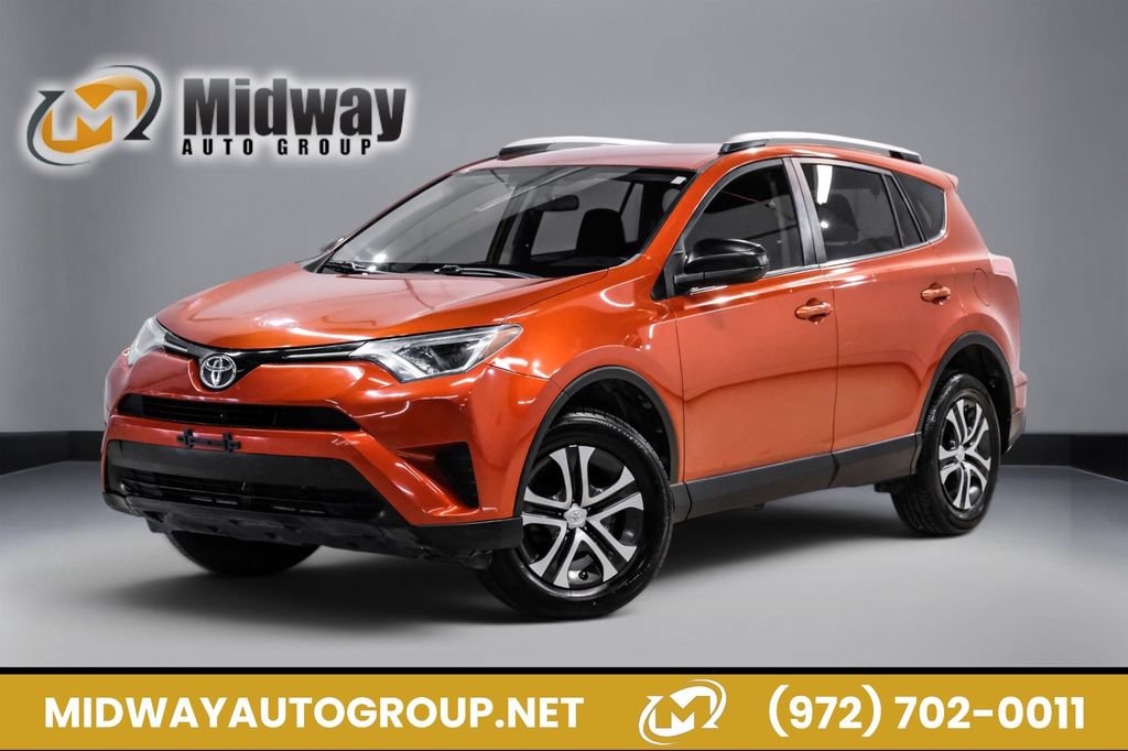 Used 2016 Toyota RAV4 LE FWD image 1