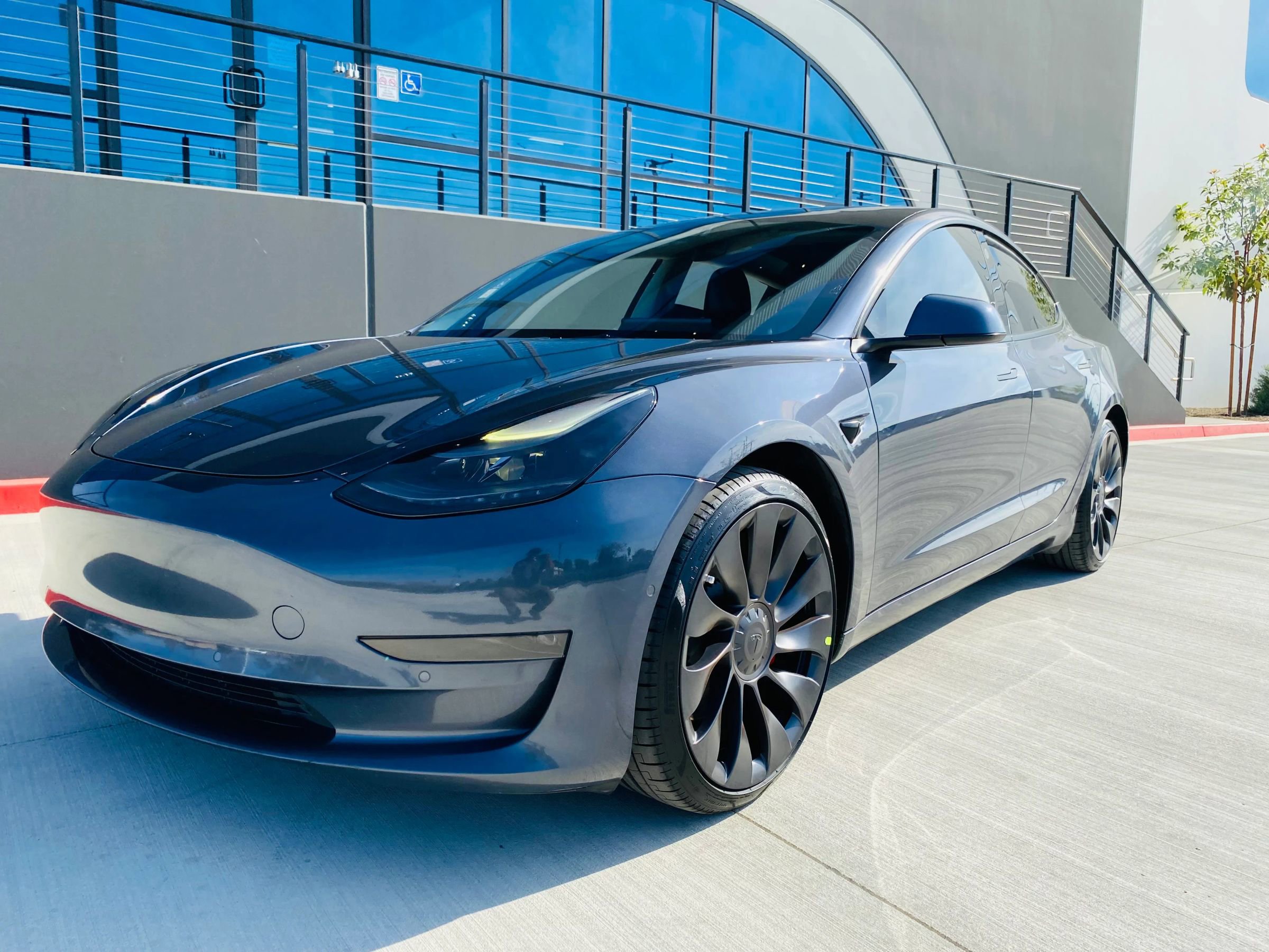 Used 2022 Tesla Model 3 Performance image 7
