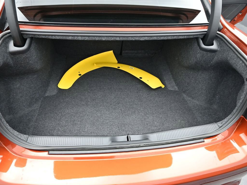 Used 2023 Dodge Charger Scat Pack w/ Harman/Kardon Audio Group image 17