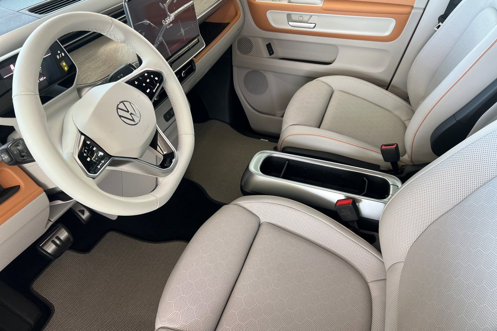 New 2025 Volkswagen ID. Buzz 1st Edition RWD image 10