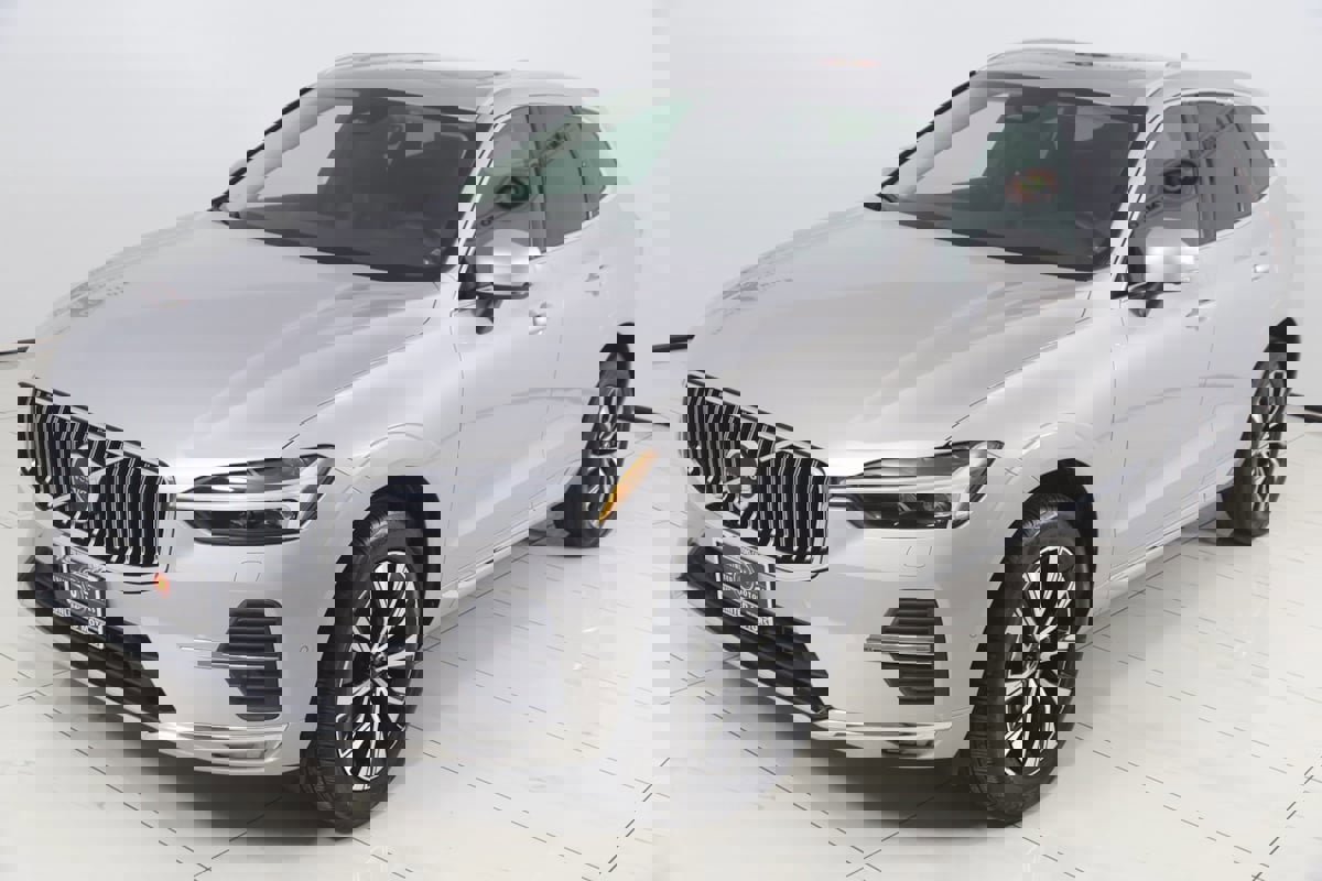 Used 2023 Volvo XC60 B5 Plus w/ Climate Package image 23