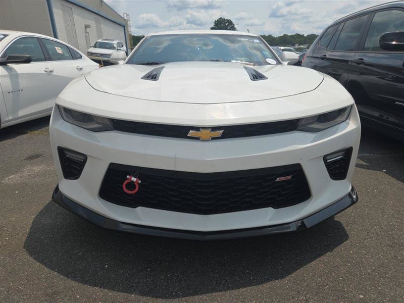 Used 2016 Chevrolet Camaro SS RWD image 2