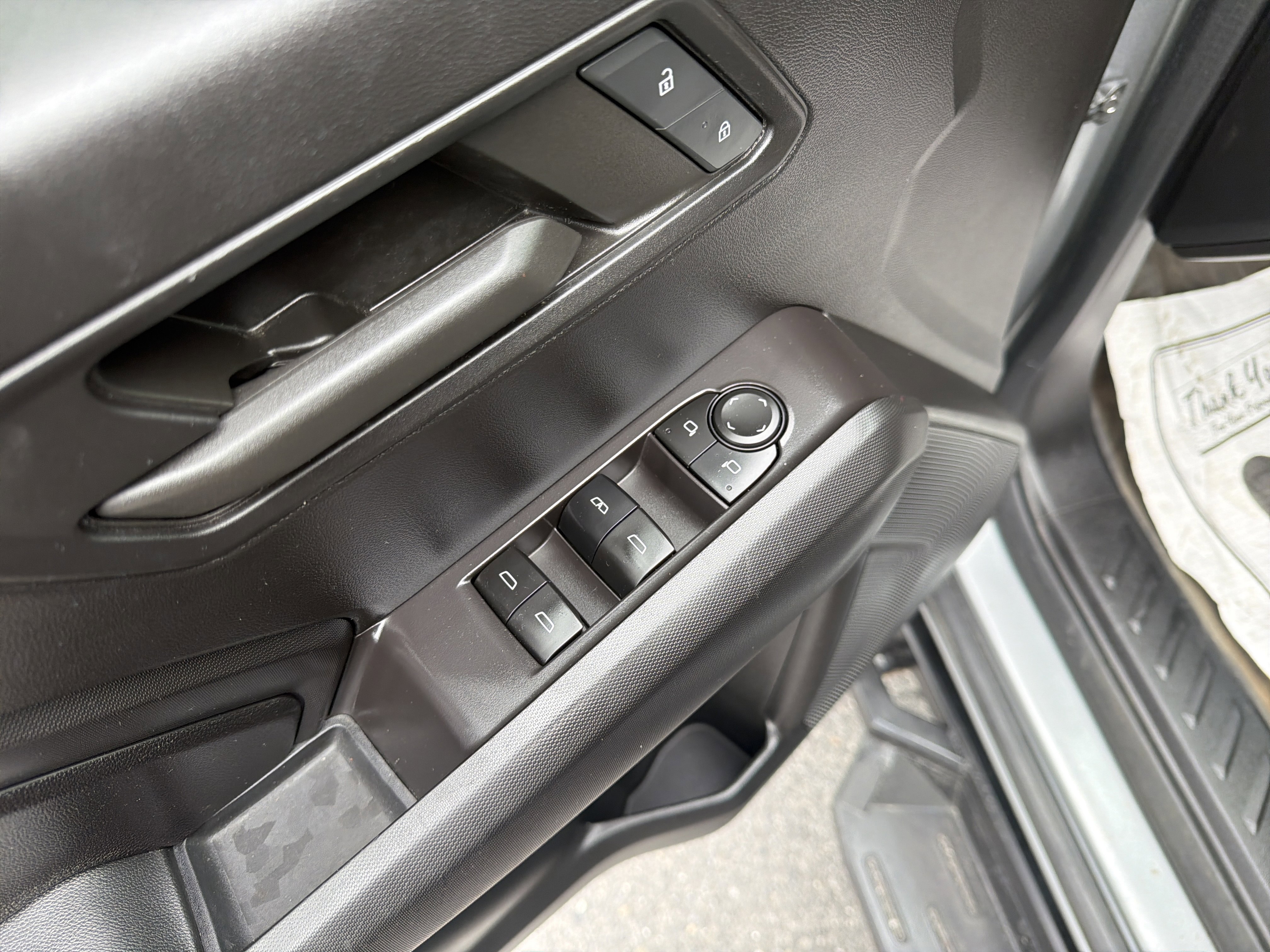 Used 2023 Chevrolet Colorado Trail Boss w/ Advanced Trailering Package image 16