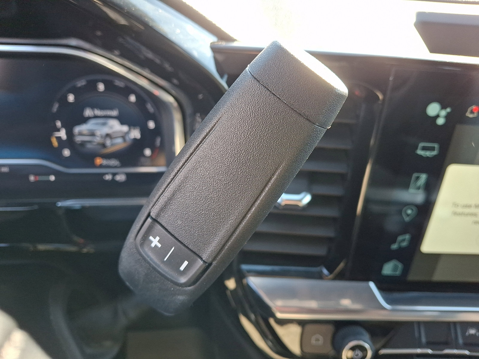 Certified 2024 Chevrolet Silverado 1500 LT image 14