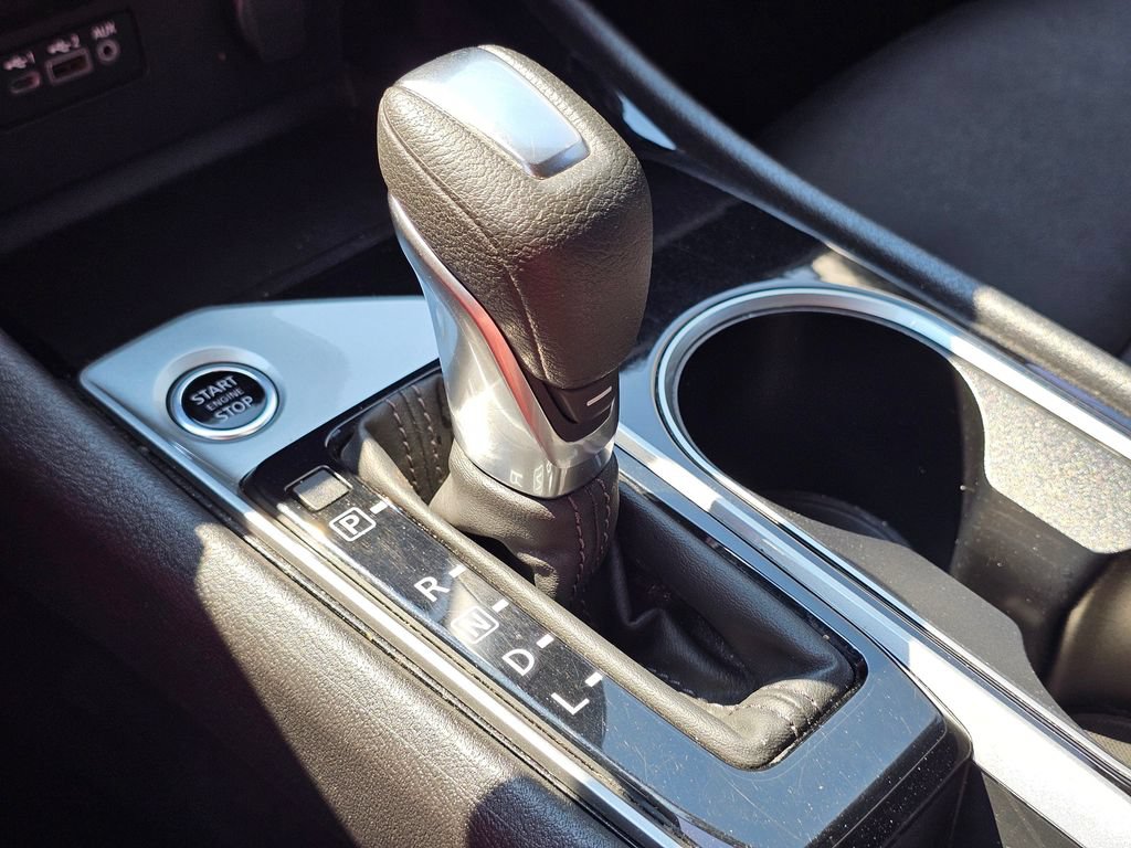 Used 2024 Nissan Altima 2.5 SV FWD image 29