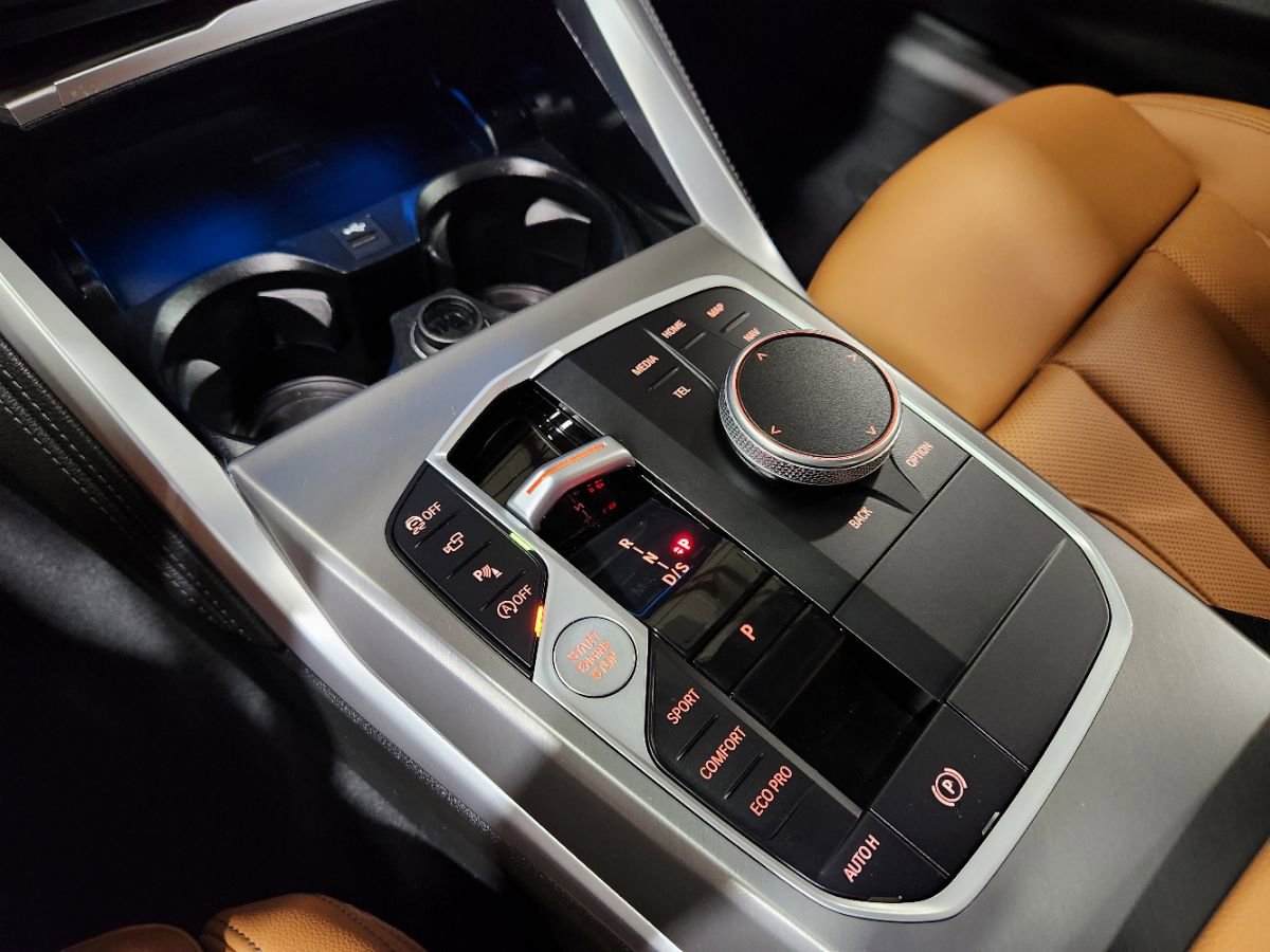 Used 2025 BMW M240i Coupe w/ Premium Package image 38