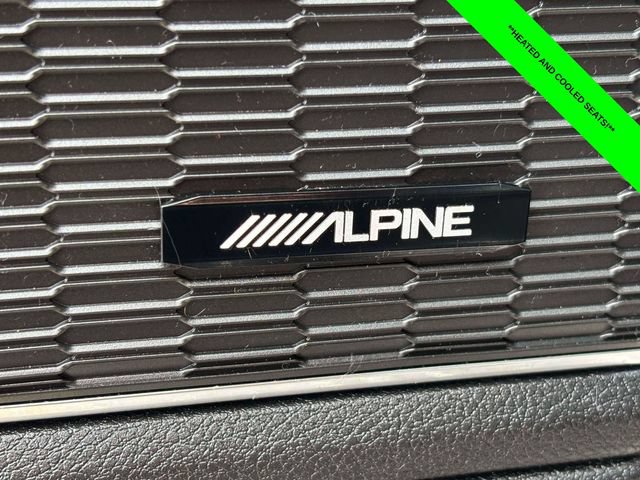 Used 2023 Jeep Grand Cherokee L Summit w/ Rear Seat Video Group I AWD/4WD image 12