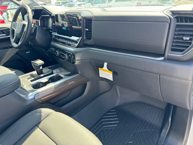 New 2026 Chevrolet Silverado 1500 LT Trail Boss w/ LT Trail Boss Premium Package AWD/4WD image 6