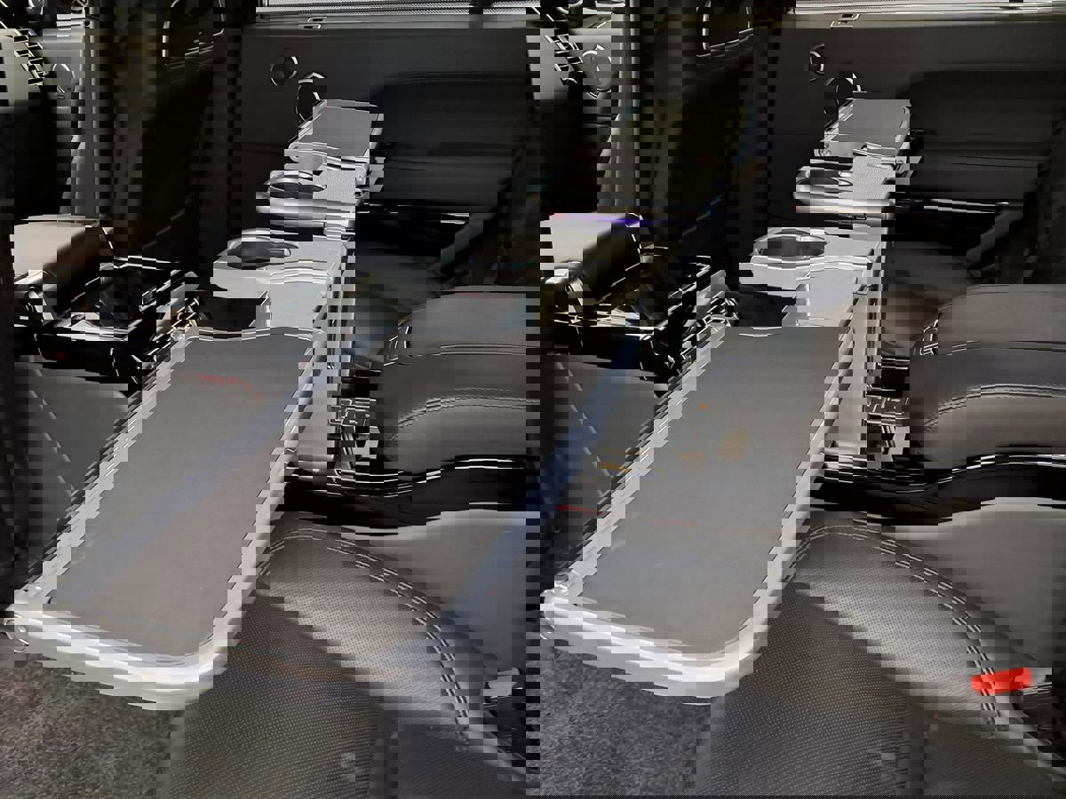 Used 2015 Land Rover Range Rover Long Wheelbase Autobiography image 54