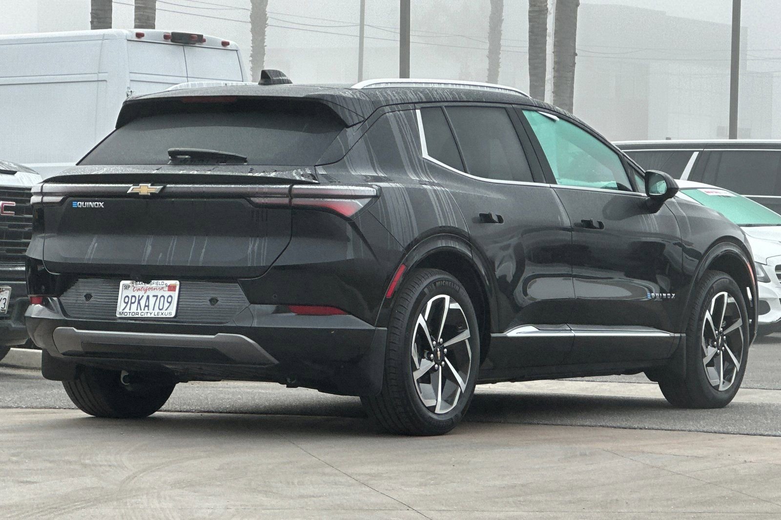 Used 2024 Chevrolet Equinox EV LT w/ LPO, Active Package image 4