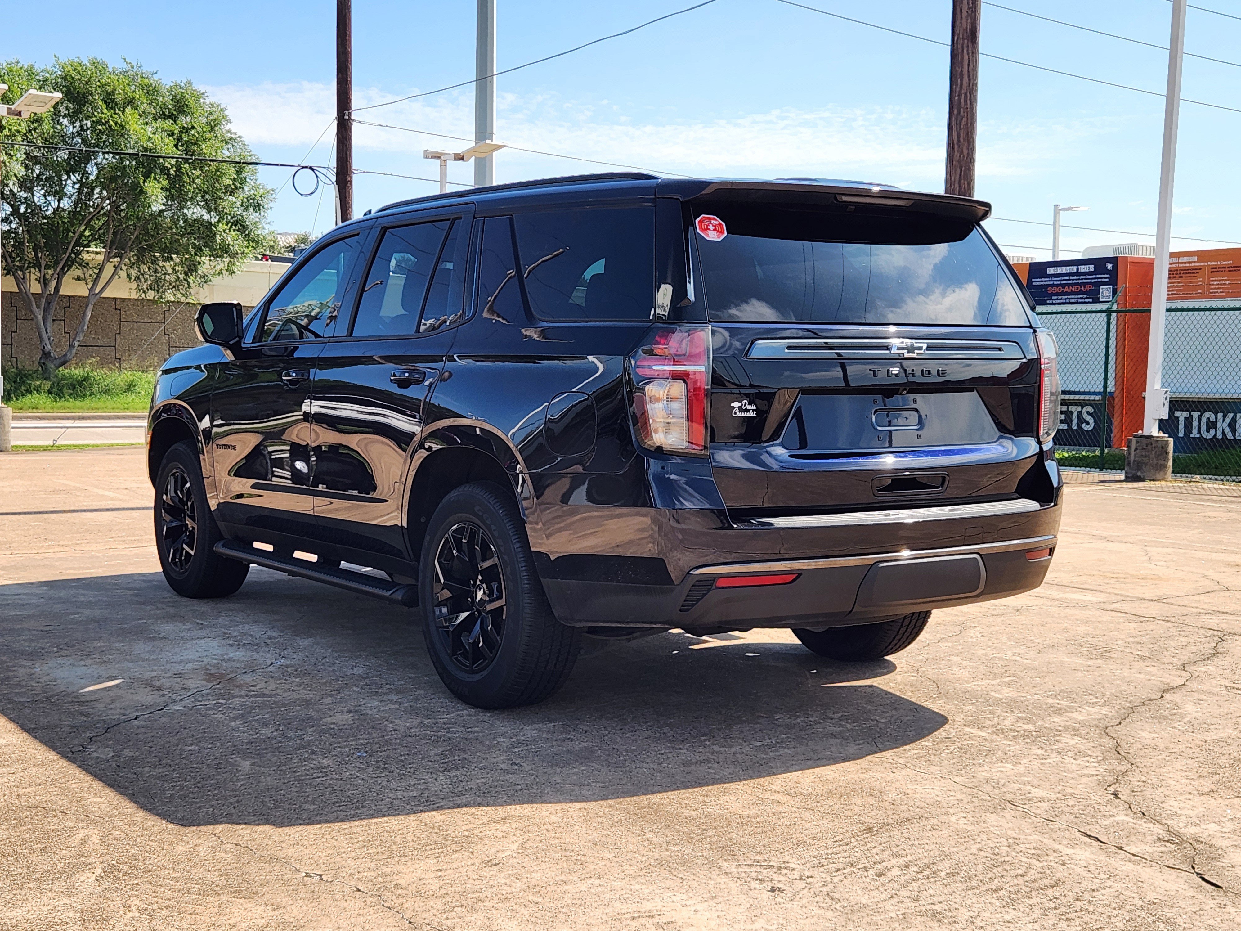 Used 2022 Chevrolet Tahoe Z71 AWD/4WD image 8