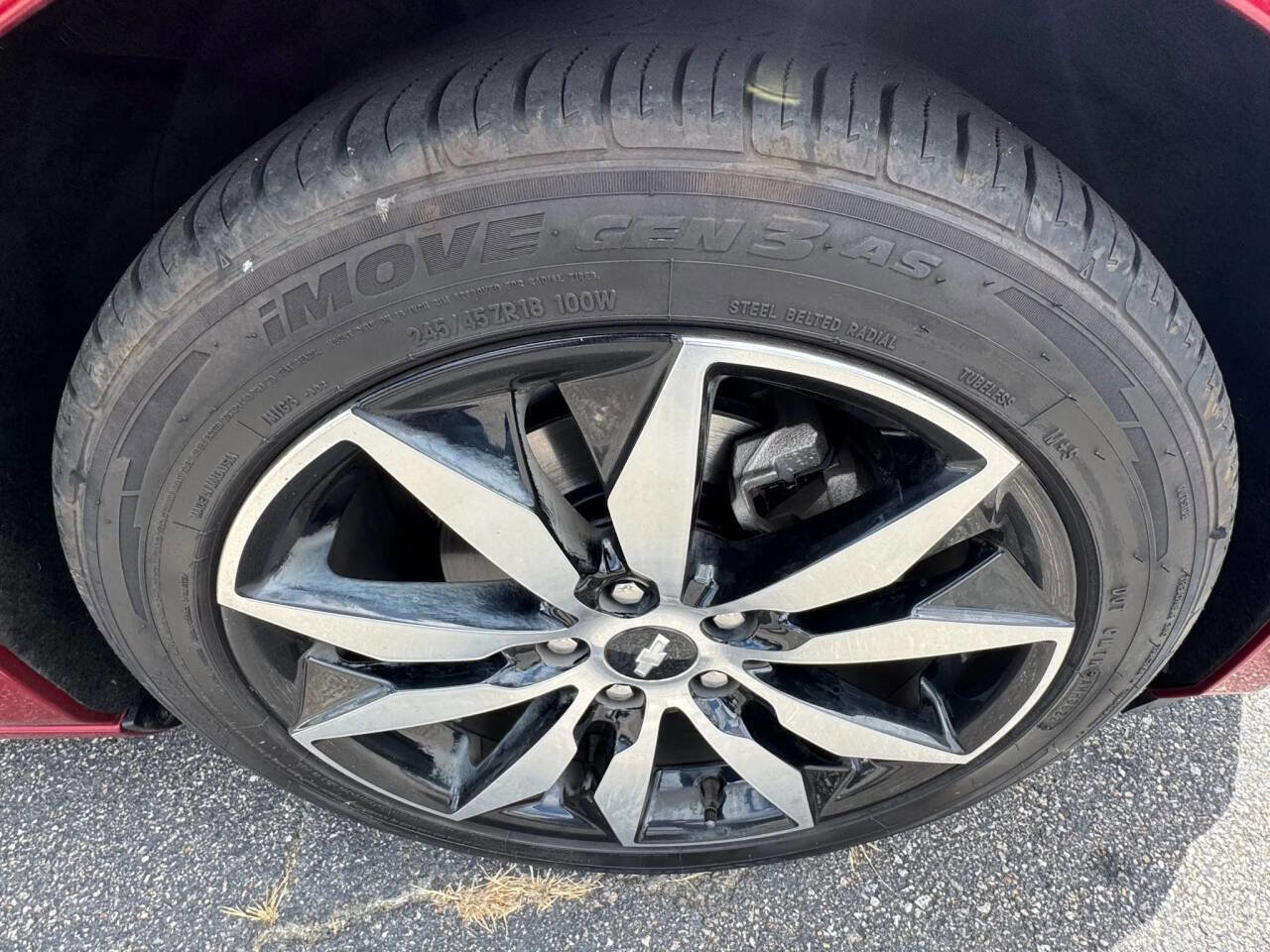 Used 2017 Chevrolet Malibu LT w/ Leather Package image 14