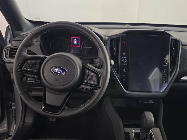 Used 2025 Subaru Forester Premium AWD/4WD image 10