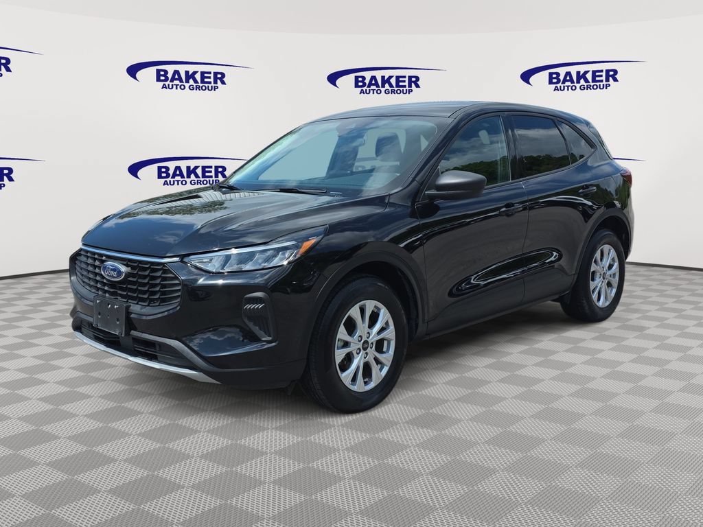 Used 2025 Ford Escape Active AWD/4WD image 7