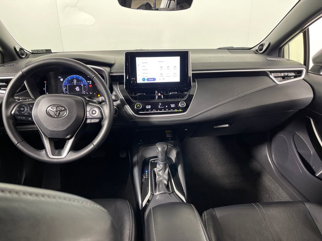 Used 2025 Toyota Corolla XSE FWD image 14