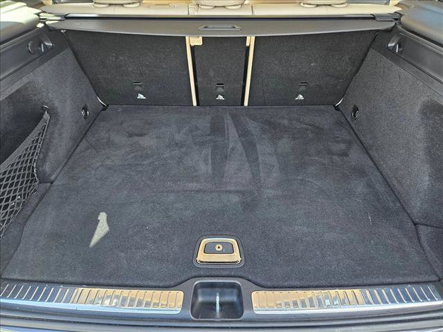 Used 2022 Mercedes-Benz GLC 300 image 6