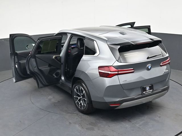 Used 2025 BMW X3 xDrive30i AWD/4WD image 40