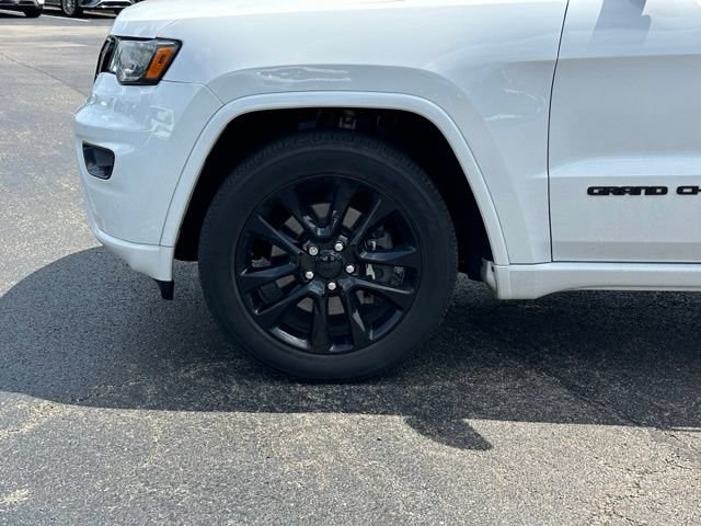 Used 2021 Jeep Grand Cherokee Laredo X AWD/4WD image 8