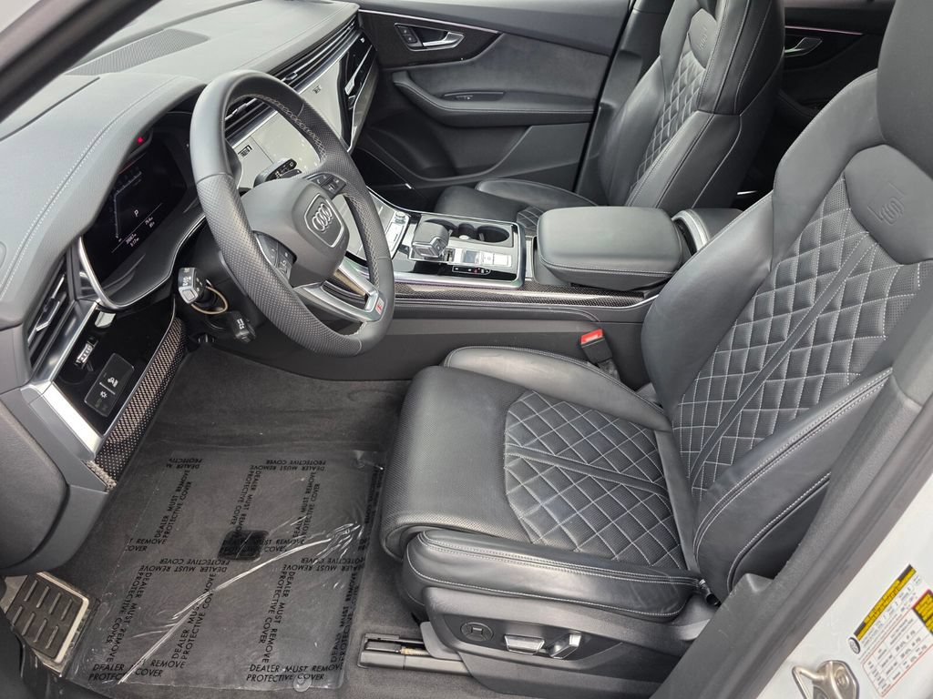 Used 2023 Audi SQ7 Prestige w/ Prestige Package AWD/4WD image 9