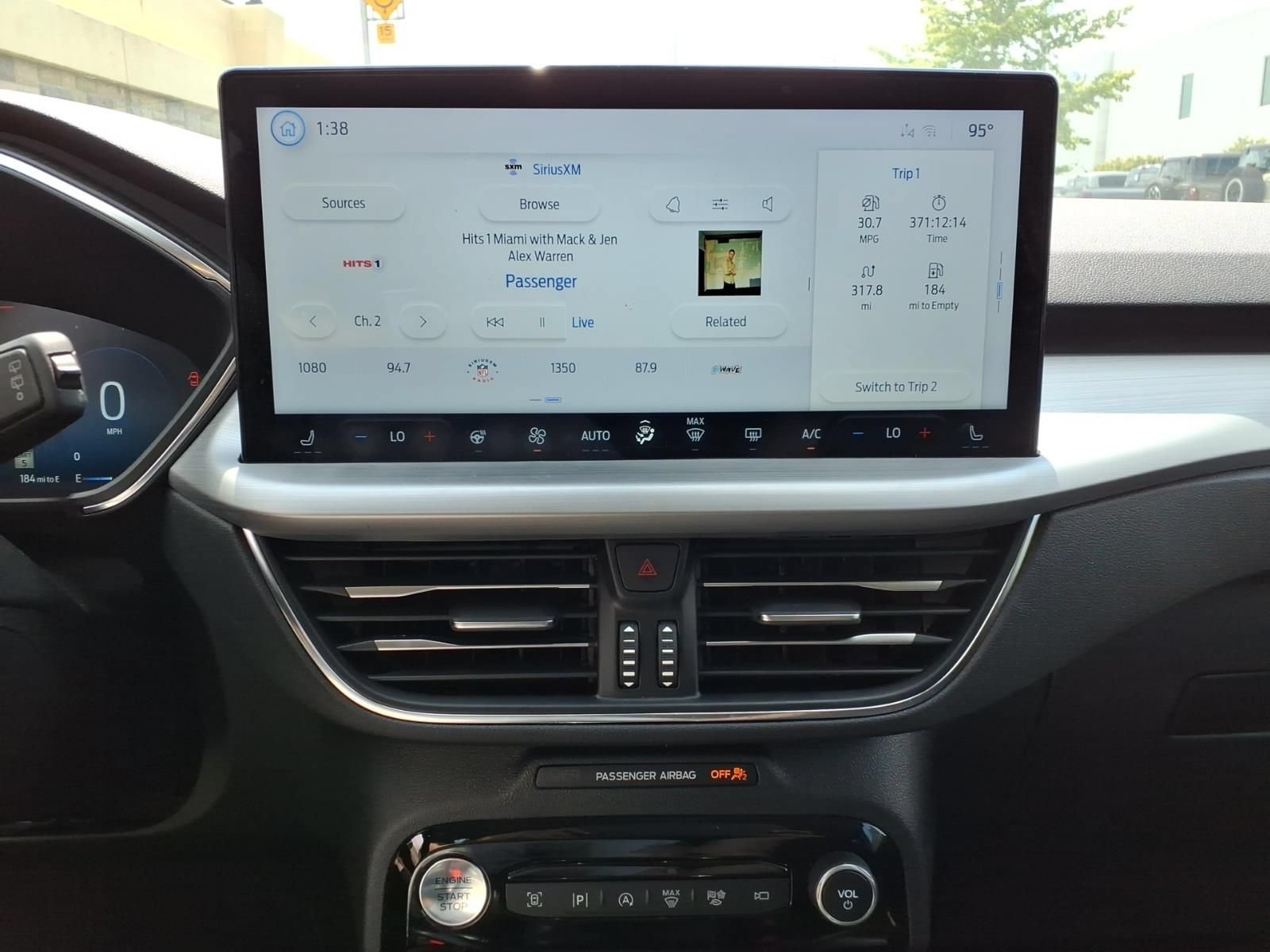 Used 2023 Ford Escape Platinum AWD/4WD image 26