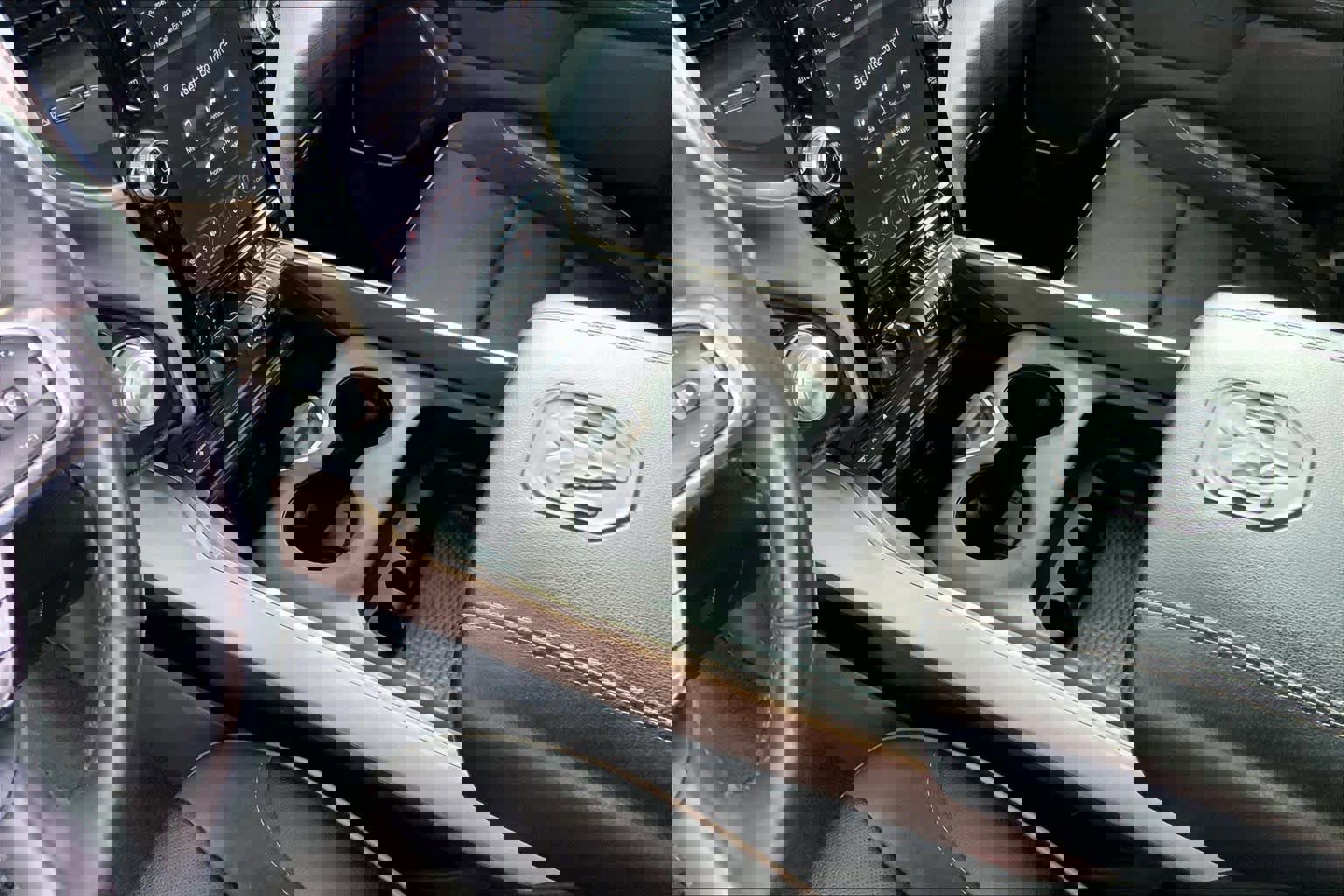 Used 2019 RAM 1500 Laramie image 17