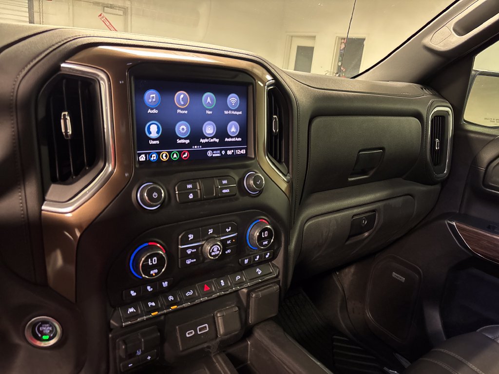 Used 2021 Chevrolet Silverado 1500 High Country w/ Technology Package AWD/4WD image 37