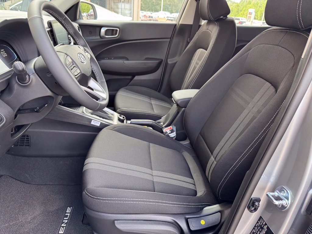New 2026 Hyundai Venue SEL FWD image 8