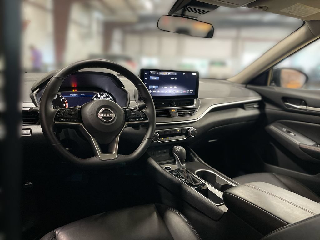 Used 2026 Nissan Altima 2.5 SR FWD image 17