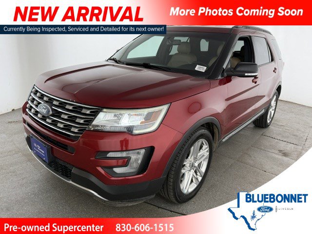 Used 2017 Ford Explorer XLT w/ Equipment Group 202A FWD image 1