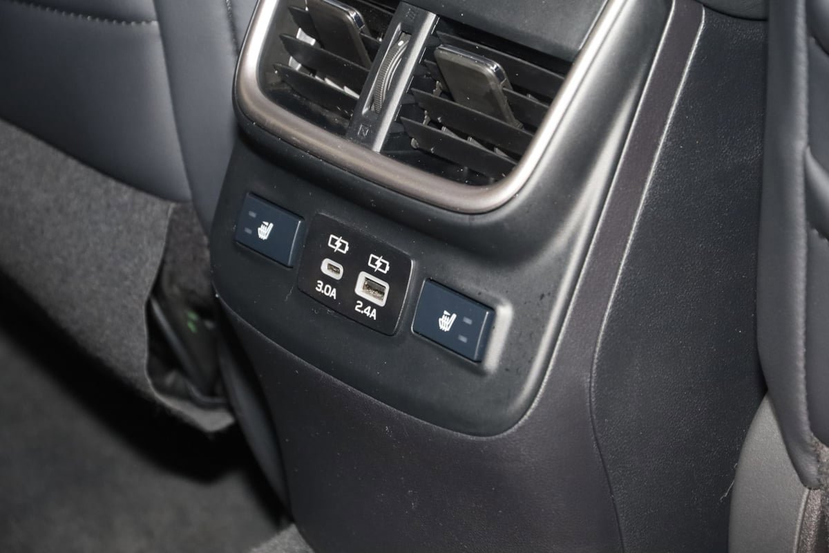 Used 2024 Subaru Outback Touring XT w/ Popular Package #2 image 15