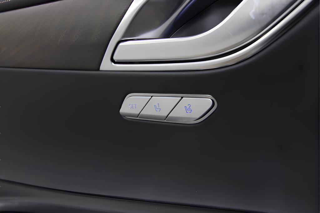 Used 2023 Genesis GV80 3.5T w/ Prestige Package AWD/4WD image 14