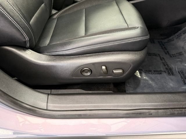 Used 2024 Chevrolet Blazer EV LT AWD/4WD image 23