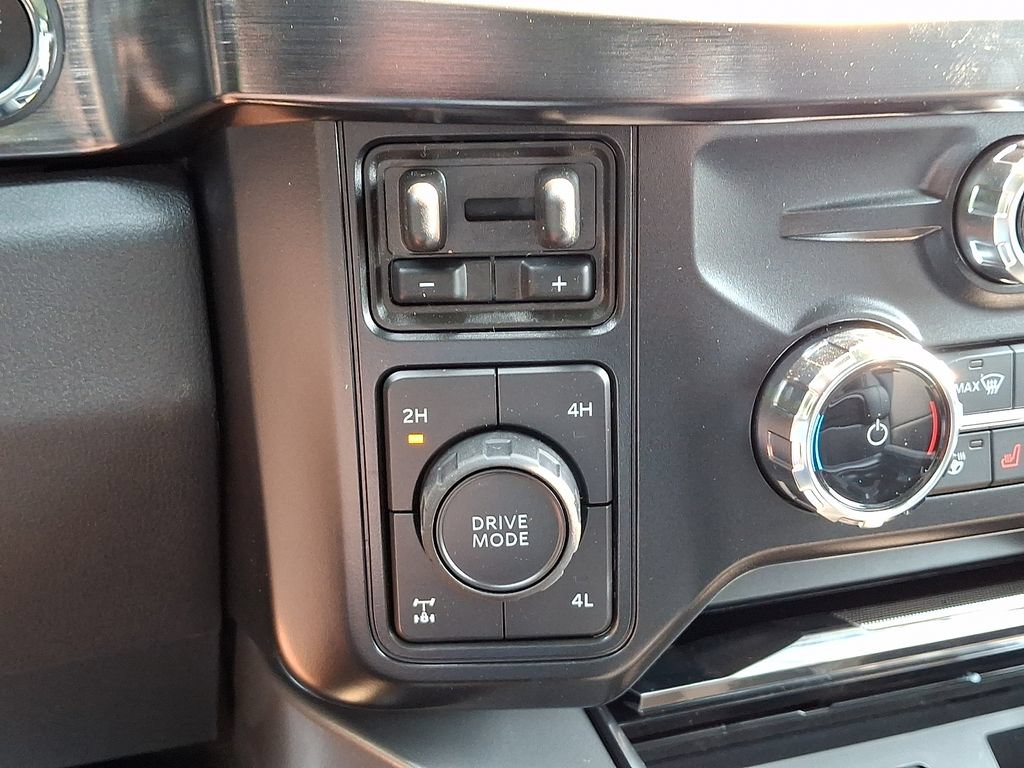 New 2026 Ford F250 Lariat w/ Black Appearance Package AWD/4WD image 16