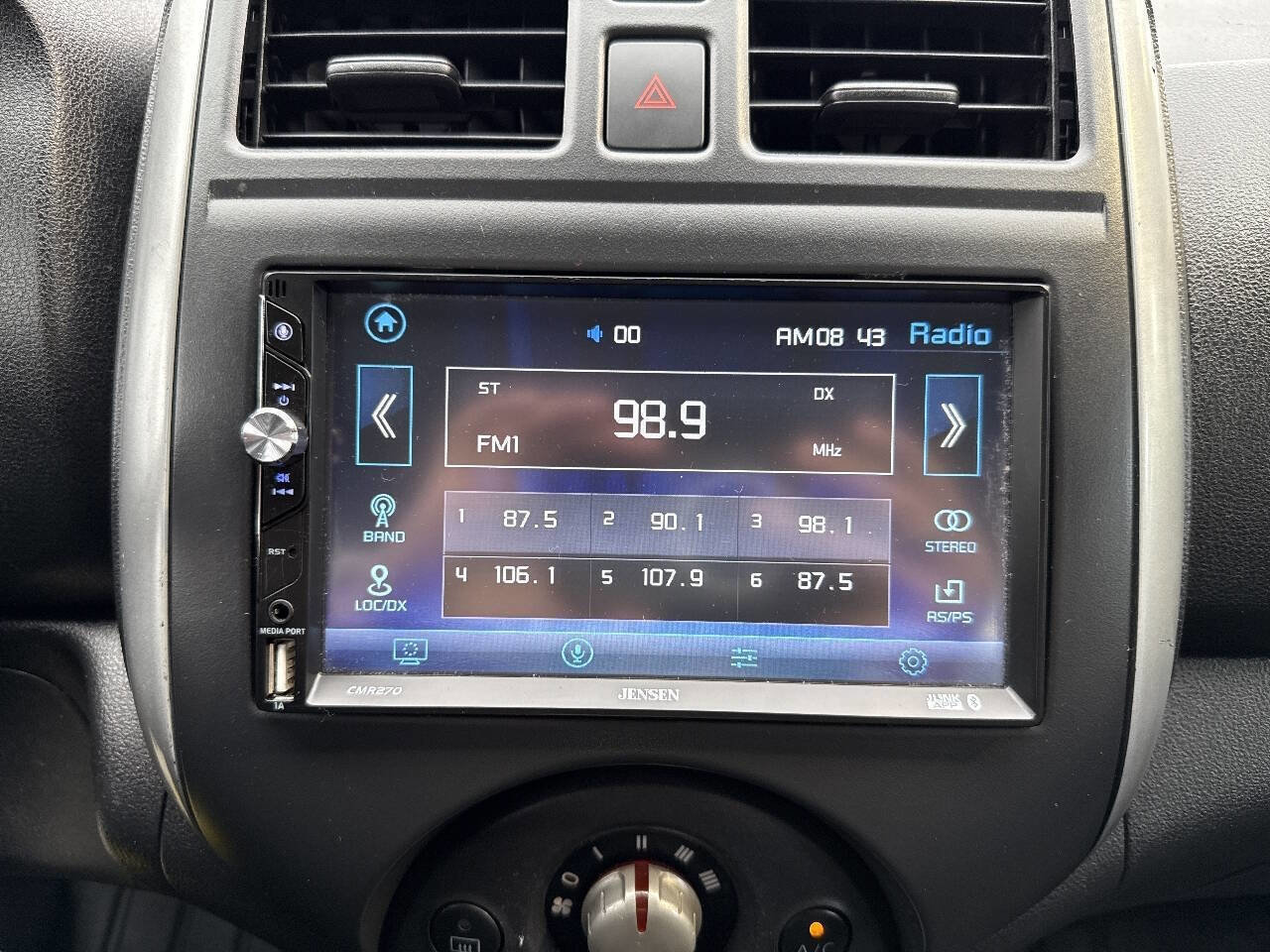 Used 2012 Nissan Versa SV image 35