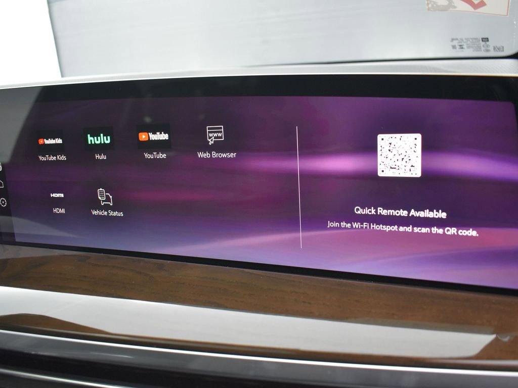 Certified 2025 Cadillac Escalade Sport Platinum w/ LPO, Floor Liner Package image 45