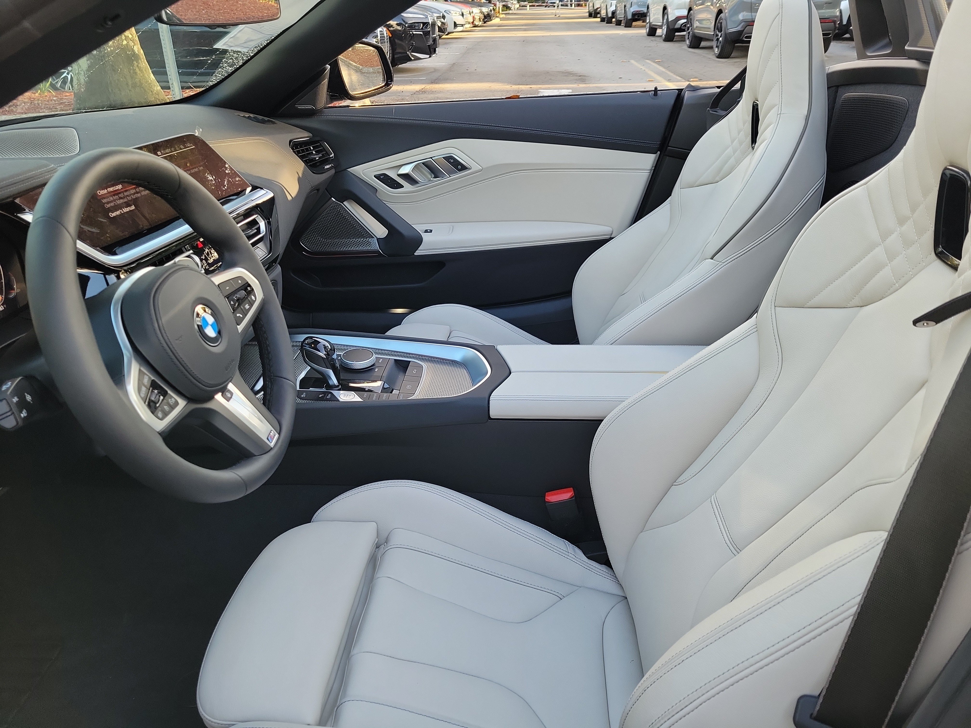 New 2026 BMW Z4 sDrive30i w/ Shadowloine Package RWD image 12