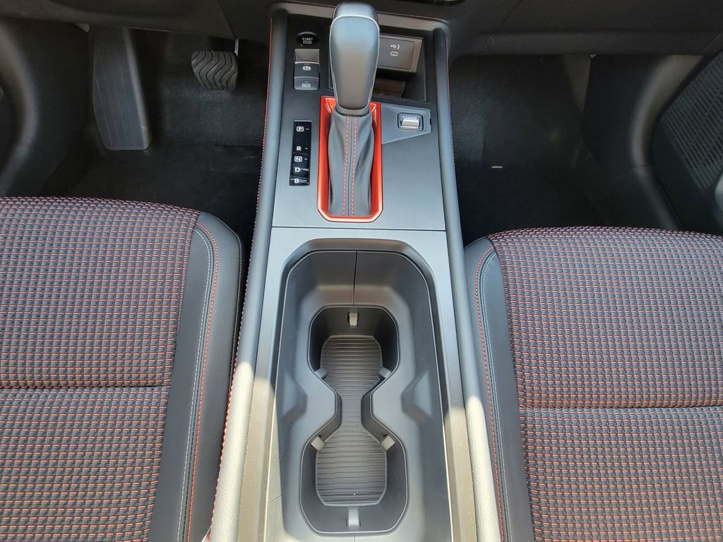 New 2025 Nissan Kicks SR image 37
